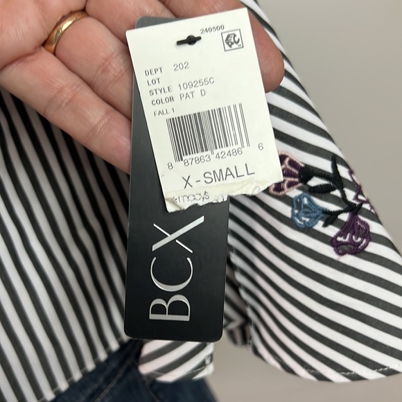 BCX Off The Shoulder Embroidered Boho Ruffle Bell Sleeve Blouse Top - XS - Picture 8 of 11